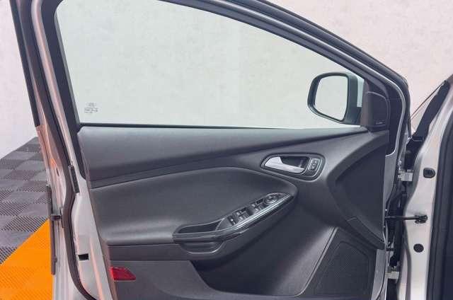 Ford Focus 1.0 Titanium*NAV*LED*KAM*KLIMA*AHK